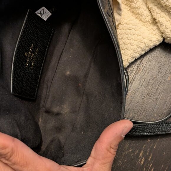 LOUIS VUITTON Ivy Monogram Imprint Leather Shoulder/Crossbody Purse - Picture 5 of 12